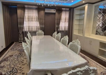 6 комнатная квартира, 4 этаж, 296 м²