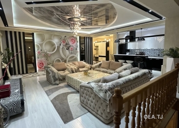 4 комнатная квартира, 3 этаж, 215 м²