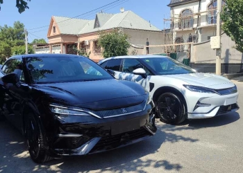 BYD Song L,
