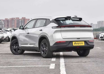 Dongfeng Aeolus L7,  2025