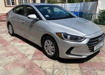 Hyundai Elantra,  2018