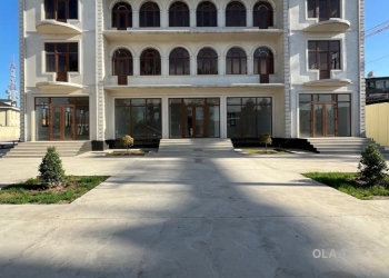 Офис в аренду, В жилом доме, 360 м²
