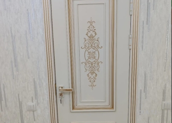 Установка межкомнатных дверей