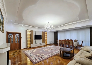 3 комнатная квартира, 9 этаж, 150 м²
