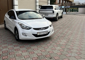 Hyundai Avante,  2013