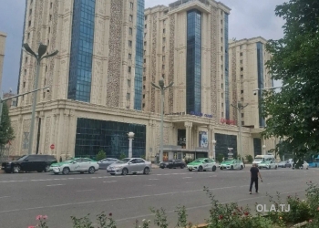 6 комнатная квартира, 3 этаж, 210 м²