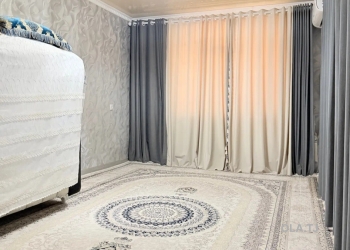 4 комнатная квартира, 2, 100 м²