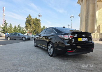 Hyundai Sonata,  2016