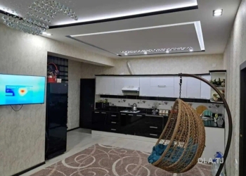 6 комнатная квартира, 2 этаж, 200 м²