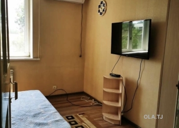 3 комнатная квартира, 2 этаж, 70 м²