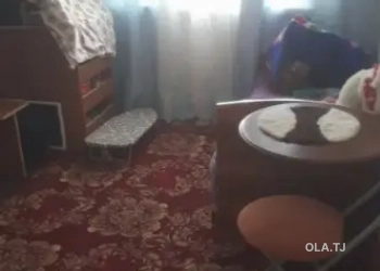 4 комнатная квартира, 1, 74 м²