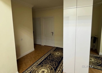 4 комнатная квартира, 1, 75 м²