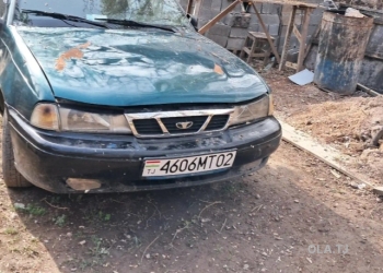 Daewoo Nexia,  1998