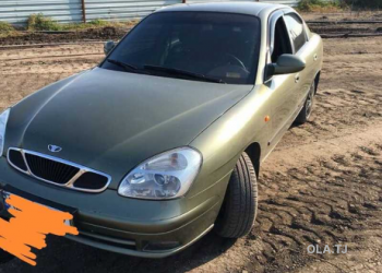 Daewoo Nubira,  2000