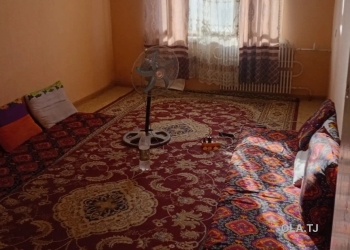 Комната в 3 комнатной квартире, 5/,