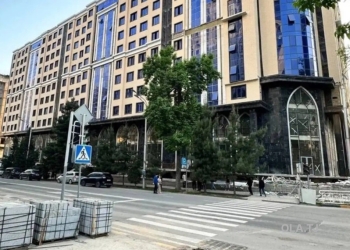 Помещение под свободное назначение, 183м², Шохмансур, Зеленый базар, Лохути премиум