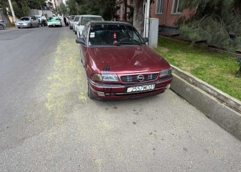 Opel Astra F,  1996