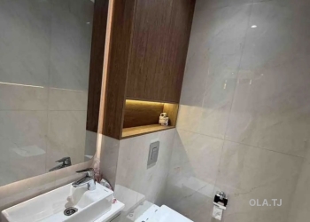 3 комнатная квартира, 5 этаж, 140 м²