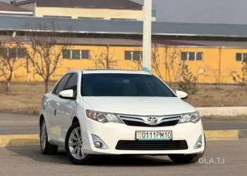 Toyota Camry,  2014