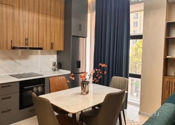 2 комнатная квартира, 5 этаж, 80 м²