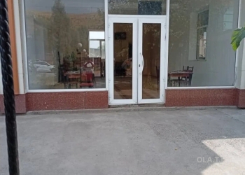 Офис в аренду, В бизнес-центре, 60 м²