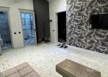 2 комнатная квартира, 8 этаж, 100 м²