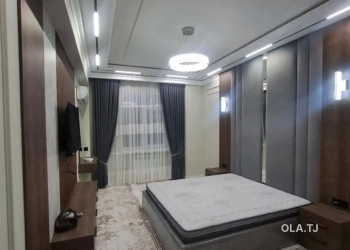 4 комнатная квартира, 8 этаж, 135 м²