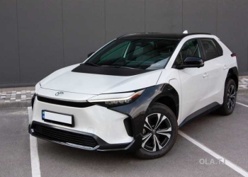 Toyota BZ4X,  2023