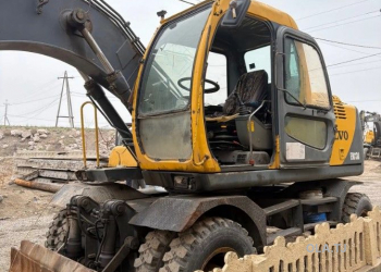 Экскаватор Volvo EW130