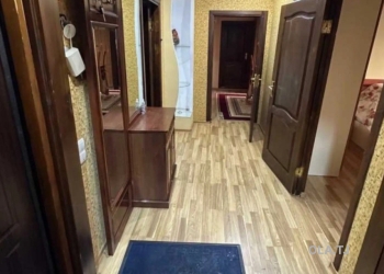 3 комнатная квартира, 1 этаж, 98 м²