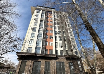 Помещение под свободное назначение, 300м²
