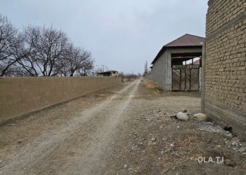 Земельный участок с постройкой на продажу, 6 соток