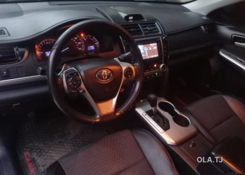 Toyota Camry,  2013