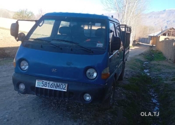 Бортовой автомобиль Hyundai Porter, 2002