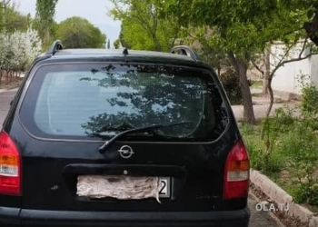 Opel Zafira,  1999