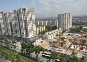3 комнатная квартира, 13 этаж, 88 м²