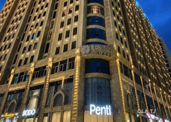 4 комнатная квартира, 9, 130 м²