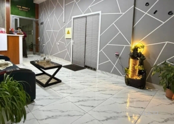 6 комнатная квартира, 1 этаж, 33 м²