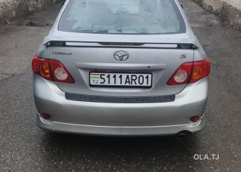 Toyota Corolla,  2010