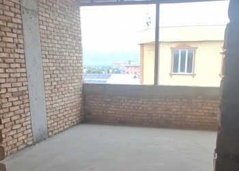 3 комнатная квартира, 8 этаж, 80 м²