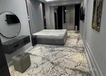 3 комнатная квартира, 18 этаж, 100 м²