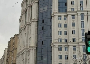 4 комнатная квартира, 10, 141 м²