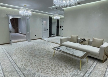 4 комнатная квартира, 14, 218 м²