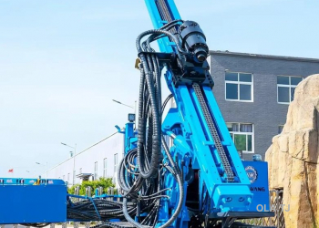 Машинаи ҳамрории сояфарории офтобӣ Solar Pile Driver