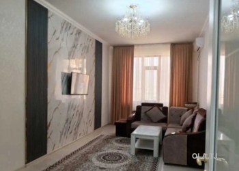 3 комнатная квартира, 8 этаж, 80 м²