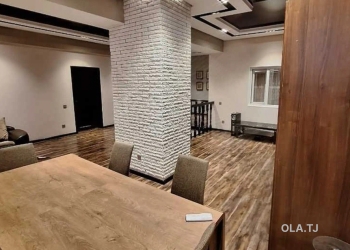 4 комнатная квартира, 16 этаж, 178 м²