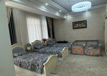 6 комнатная квартира, 3 этаж, 194 м²