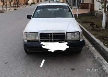 Mercedes-Benz W124,  1989