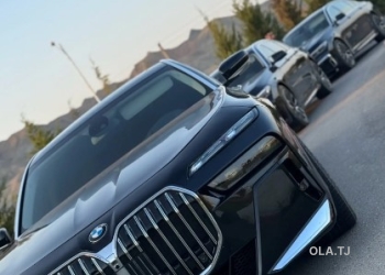 BMW 7 серия,  2013