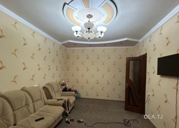 Комната в 4 комнатной квартире, 1/,